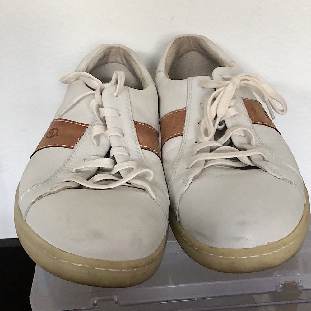 Born men’s leather shoe